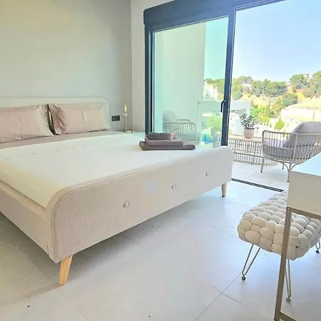 Dom wakacyjny Spectacular House, Private Pool, Ocean View Torremolinos